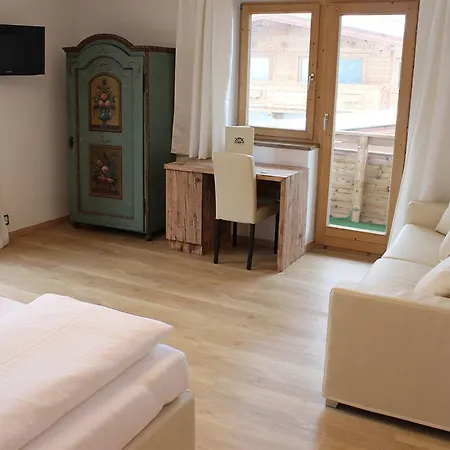 Hotel Gartenhotel Toni 3*